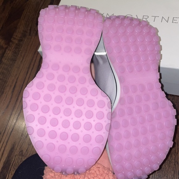 Stella McCartney Women’s Reclypse Low Top Sneakers - Picture 3 of 7